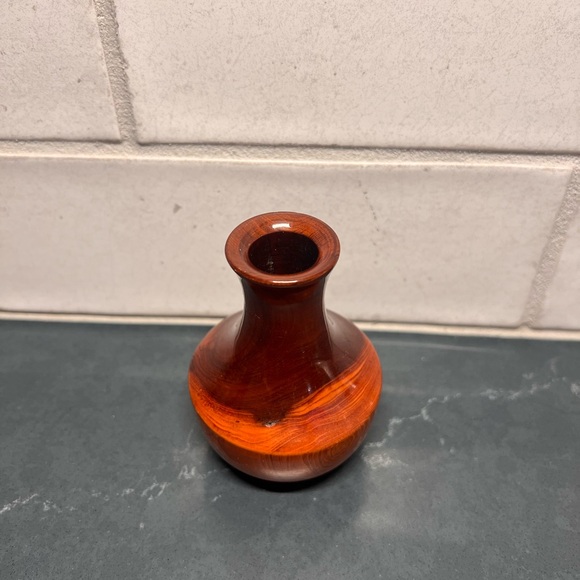 Small Redwood vase - Picture 3 of 6